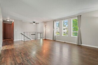 422 E St Thomas More Way in Spokane, WA - Building Photo - Building Photo