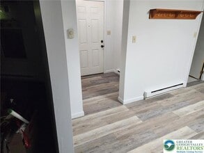 505 E Main St, Unit Rear in Bath, PA - Building Photo - Building Photo