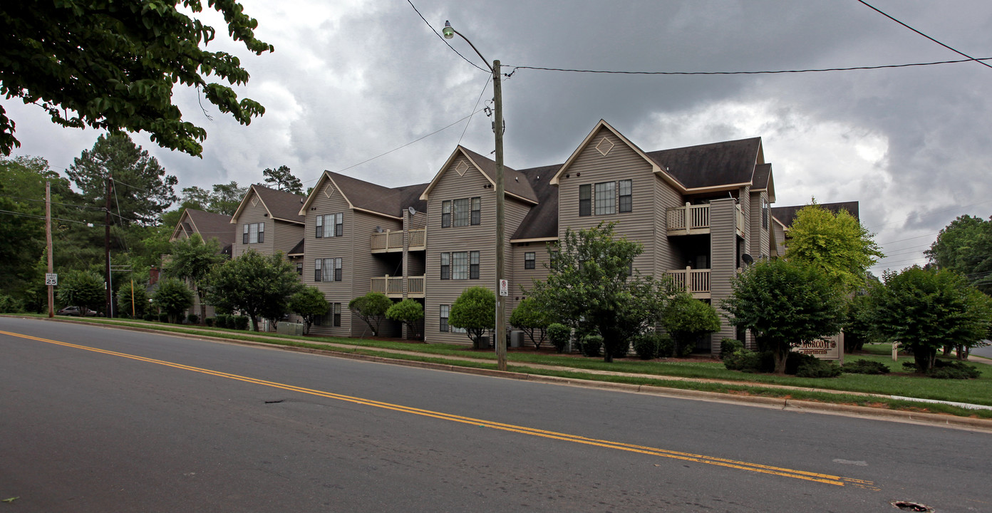 Morcom Apartments in Charlotte, NC - Foto de edificio