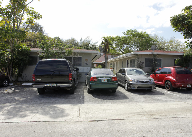 710 NE 122nd St in Miami, FL - Building Photo - Building Photo