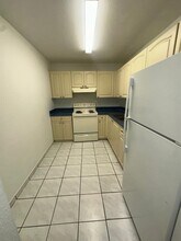 5665 W 20th Ave in Hialeah, FL - Building Photo - Building Photo