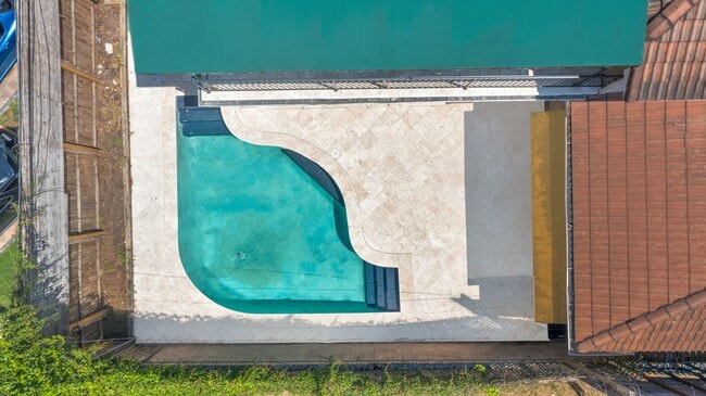 property at 2244 Sul Ross St