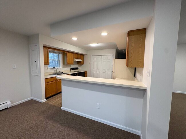 1181 Seneca Ave in White Plains, NY - Building Photo - Building Photo