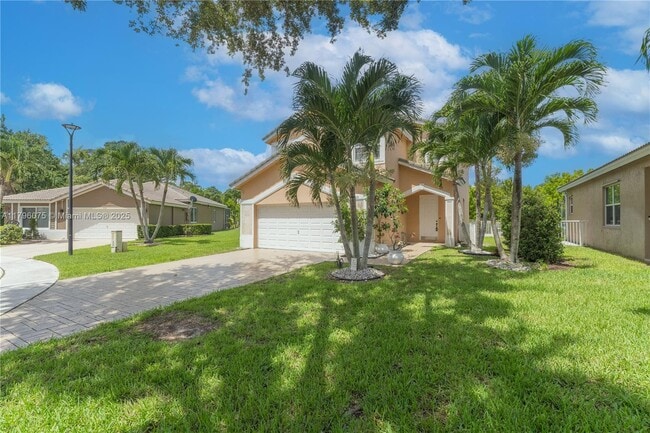 7423 NW 70th Ave in Parkland, FL - Building Photo - Building Photo