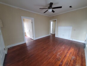 120 Coming St, Unit B in Charleston, SC - Building Photo - Building Photo