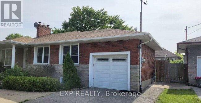 property at 16 Galewood Dr