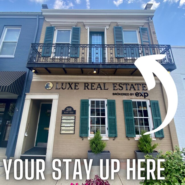 208 Walnut St, Unit LUXE L'Burg Loft