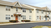 St. Simeon II Apartments in Poughkeepsie, NY - Foto de edificio - Building Photo