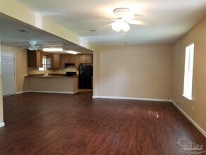 8490 Lawton St in Pensacola, FL - Building Photo - Building Photo