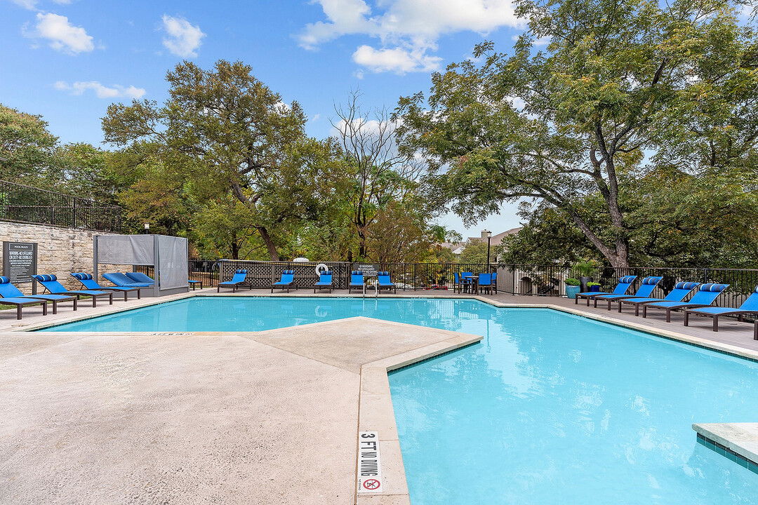 The Park at Walnut Creek in Austin, TX - Foto de edificio