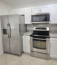 12191 Broadleaf Ct in Wellington, FL - Building Photo - Building Photo