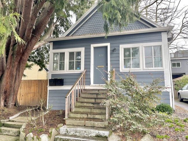 property at 122 NE Beech St
