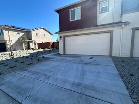 805 Congaree Ln in Redding, CA - Building Photo
