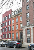 306 W 30th St Apartments