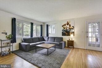 7315 Marc Dr in Falls Church, VA - Building Photo - Building Photo