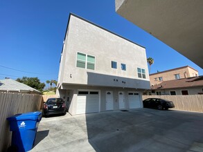 16753 Sherman Way in Van Nuys, CA - Building Photo - Building Photo