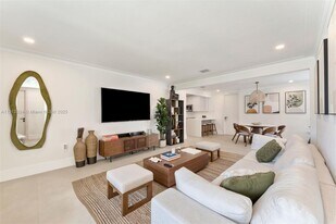 45 Palermo Ave in Coral Gables, FL - Building Photo