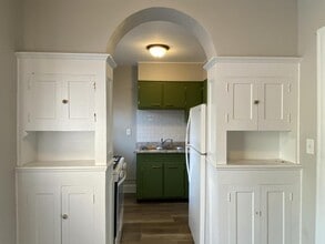 108 S Brown St in Jackson, MI - Building Photo - Building Photo