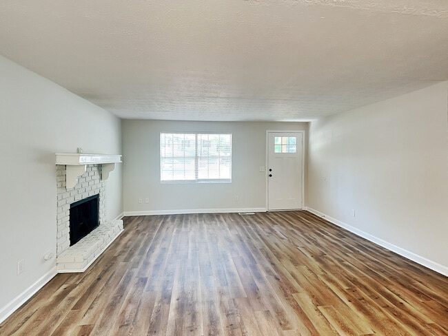 3034 Millstone Ct SW in Austell, GA - Foto de edificio - Building Photo