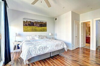 100 McGowen St in Houston, TX - Building Photo - Building Photo