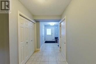 2145-2145 N Routledge Park in London, ON - Building Photo - Building Photo