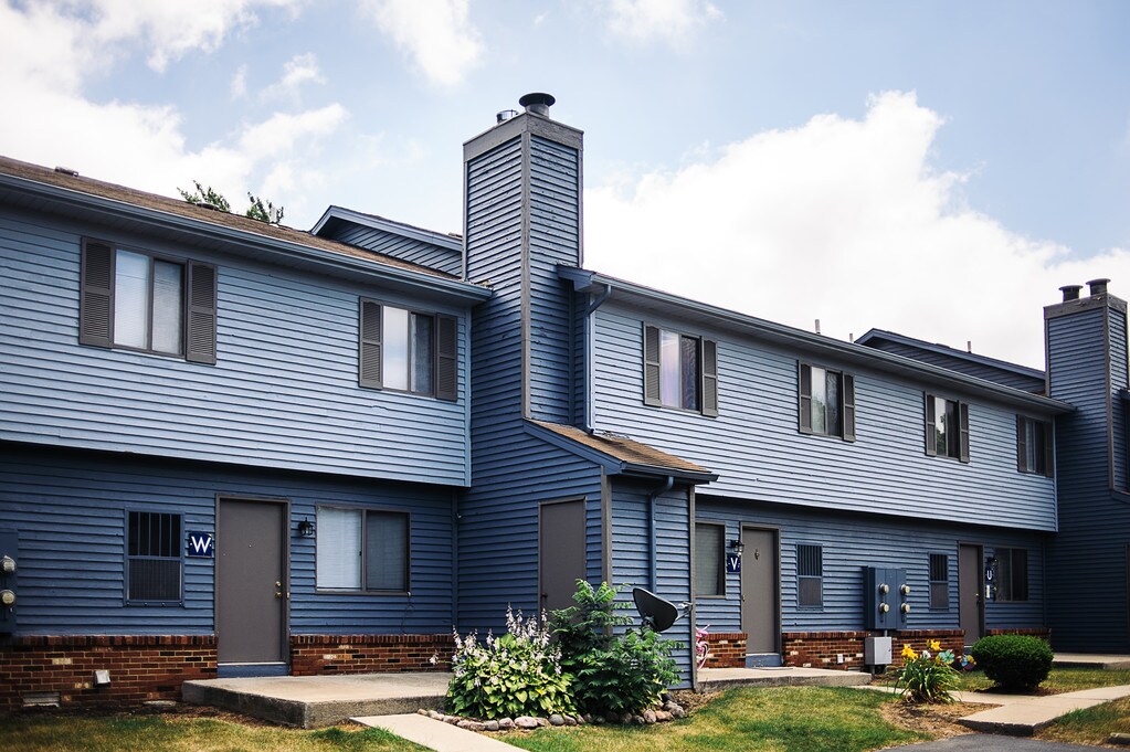 Canyon Cove Villas and Townhomes Toledo, OH Apartments