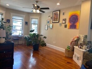 22 Rowell St in Boston, MA - Building Photo - Building Photo