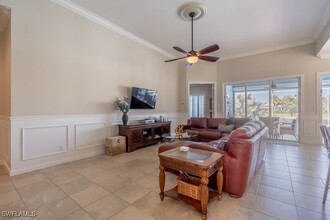 8543 Alessandria Ct in Naples, FL - Foto de edificio - Building Photo