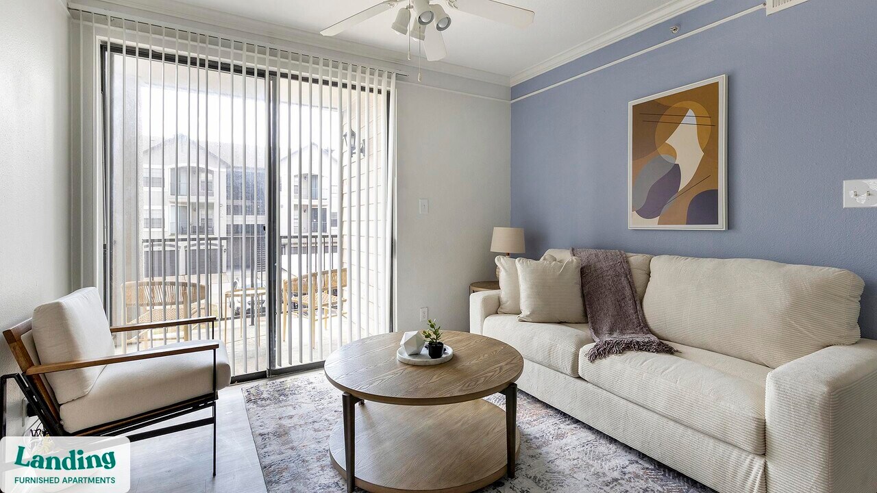 1601 W Arbrook Blvd in Arlington, TX - Foto de edificio