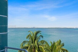 1 Century Ln in Miami Beach, FL - Building Photo - Building Photo