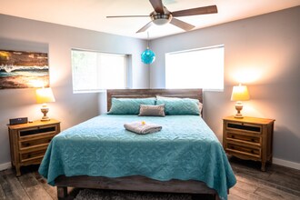 67-205-205 Kiapoko St, Unit B in Waialua, HI - Foto de edificio - Building Photo