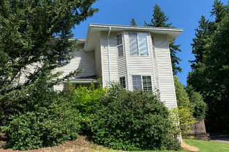 7830 SE 98th Ave in Portland, OR - Building Photo - Building Photo