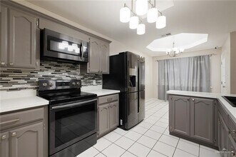 13 Umbrellabird Ave in McAllen, TX - Building Photo - Building Photo