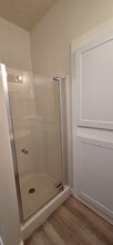 301 Walnut Ln in Shady Cove, OR - Building Photo - Building Photo