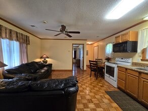 4665 Ellerbe Mill Rd in Rembert, SC - Building Photo - Building Photo