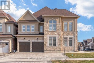 41 Prunella Cres in East Gwillimbury, ON - Building Photo