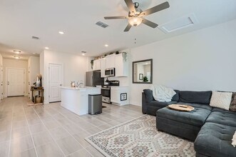 133 Yearling Wy in Georgetown, TX - Building Photo - Building Photo