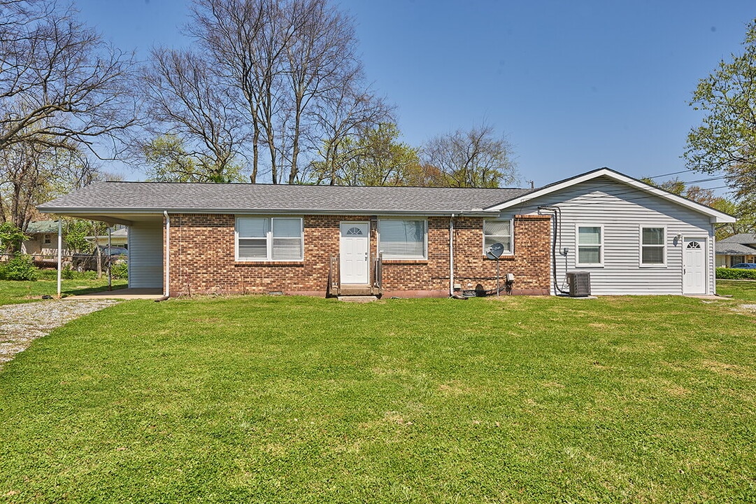 3822 Pacifica Dr in Nashville, TN - Building Photo