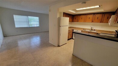 1902 Honour Rd, Unit 22 in Orlando, FL - Building Photo - Building Photo