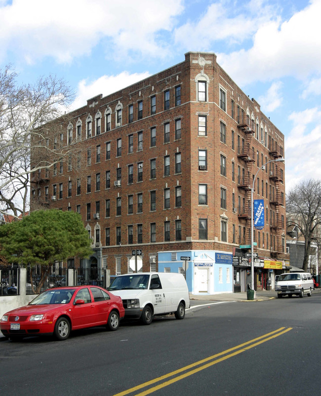 1205 Cortelyou Rd in Brooklyn, NY - Foto de edificio - Building Photo