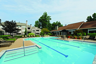 The Courts at Fair Oaks Apartments