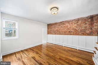 2415 E Firth St in Philadelphia, PA - Building Photo - Building Photo