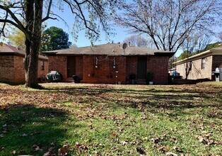 436 Helen St in Conway, AR - Building Photo - Building Photo