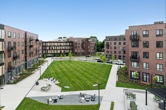 Ashlar Park in Quincy, MA - Foto de edificio - Building Photo