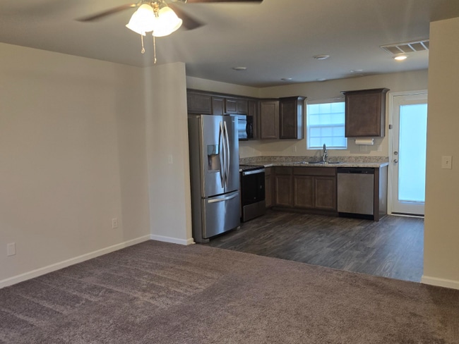 4633 Rainbow Dr in Kannapolis, NC - Building Photo - Building Photo