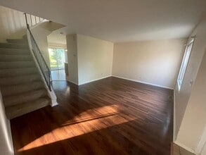 1151 Brockton Ct in Aurora, IL - Building Photo - Building Photo