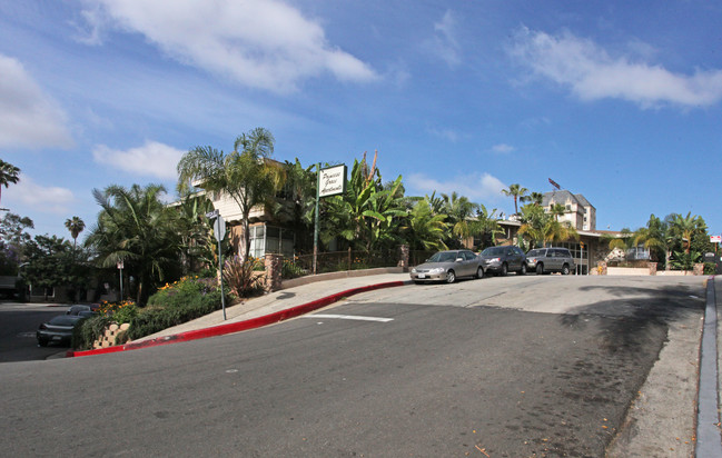 Princess Grace Apartments in Hollywood, CA - Foto de edificio - Building Photo