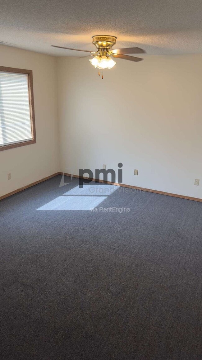 608 Richmond Ave in Mattoon, IL - Building Photo - Building Photo