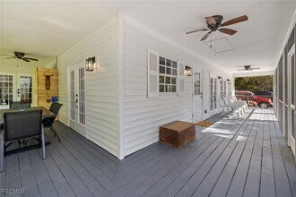 17790 Caloosa Rd in Alva, FL - Building Photo - Building Photo