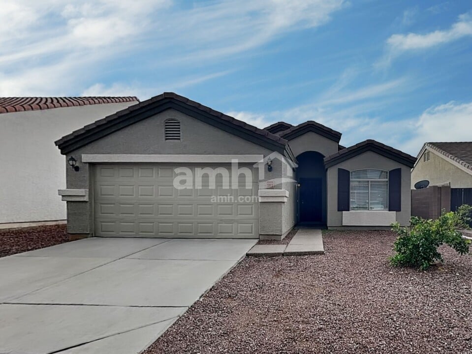 10913 W Minnezona Ave in Phoenix, AZ - Building Photo